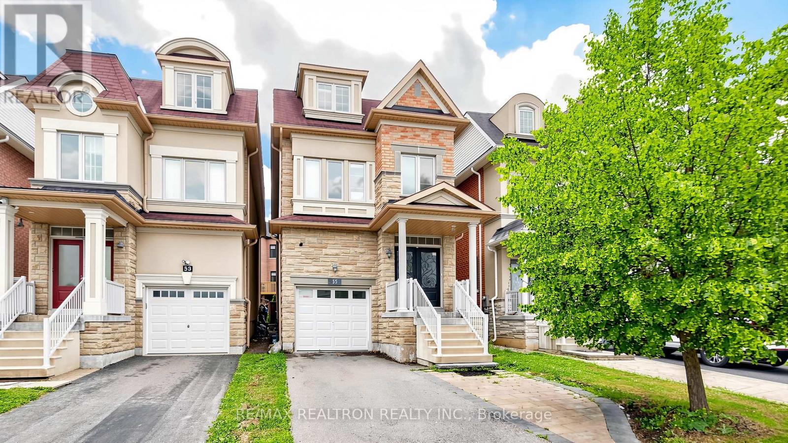 55 BRISTLEWOOD CRESCENT