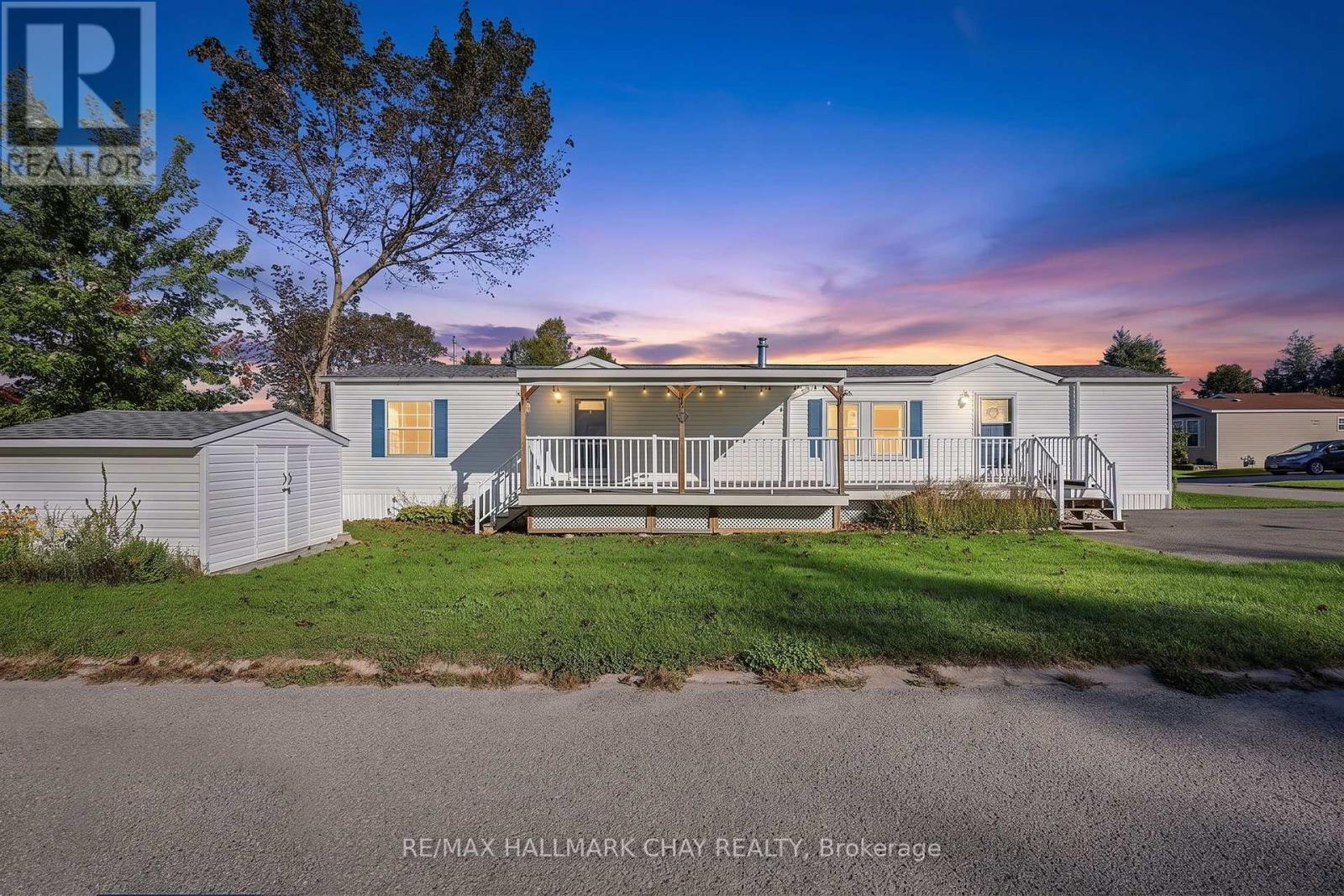 4041 ASH CRESCENT