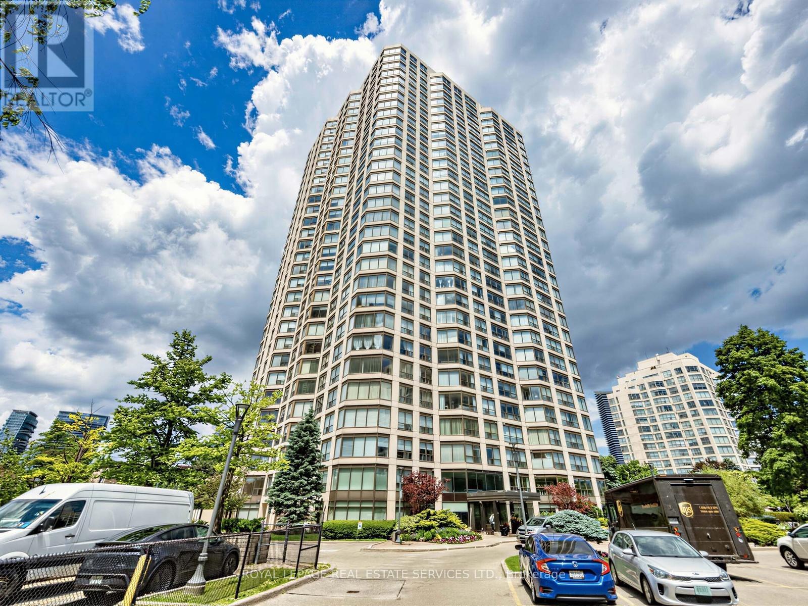 3201 - 2269 LAKE SHORE BOULEVARD W