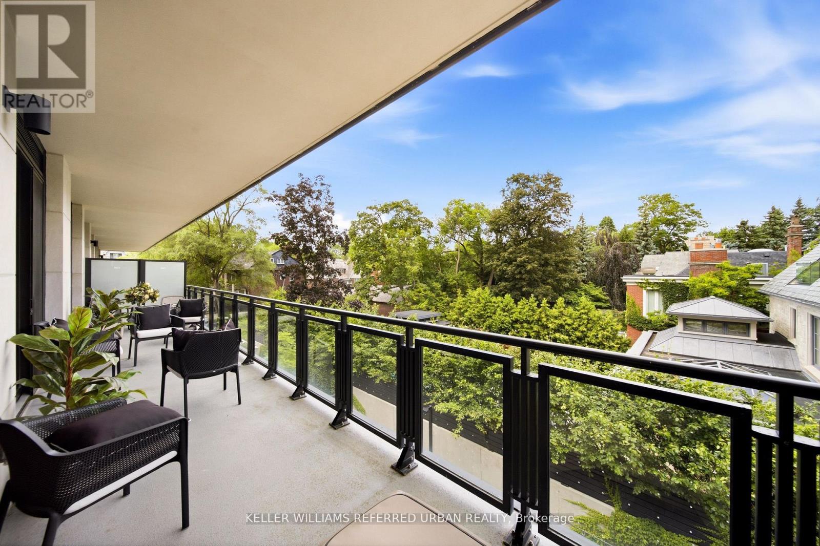 313 - 2 FOREST HILL ROAD