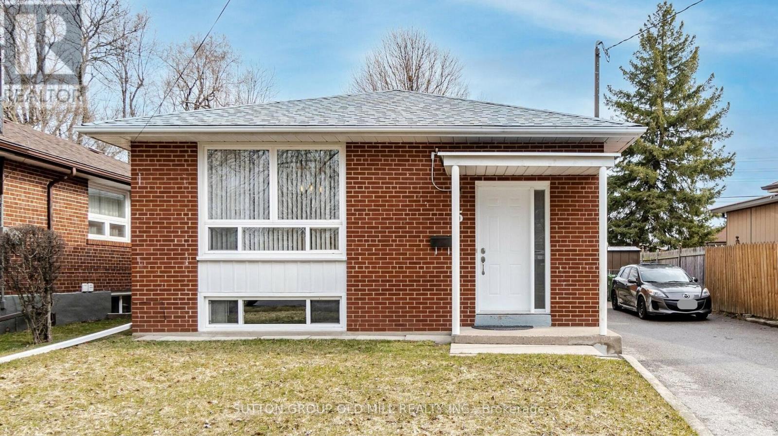 LOWER - 5 APPLEFIELD DRIVE