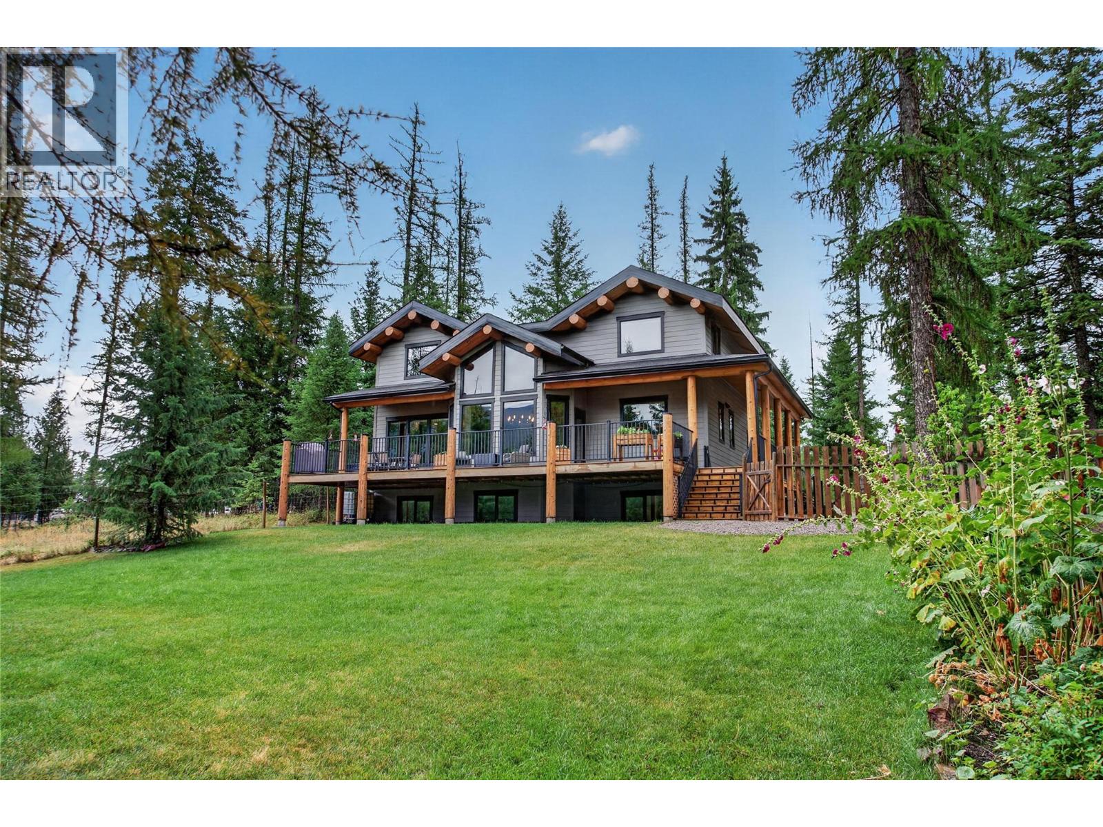ヤヨマウンテンビューページ For sale: 3373 Mountain View Court, Jaffray, British Columbia