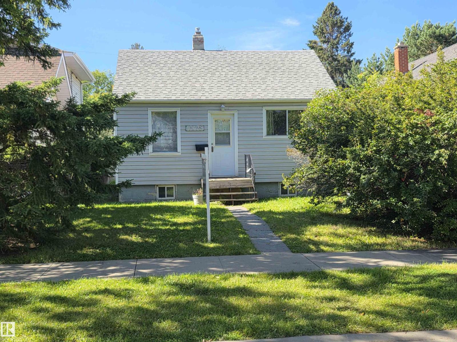 10438 147 ST NW · Detached rental, Edmonton