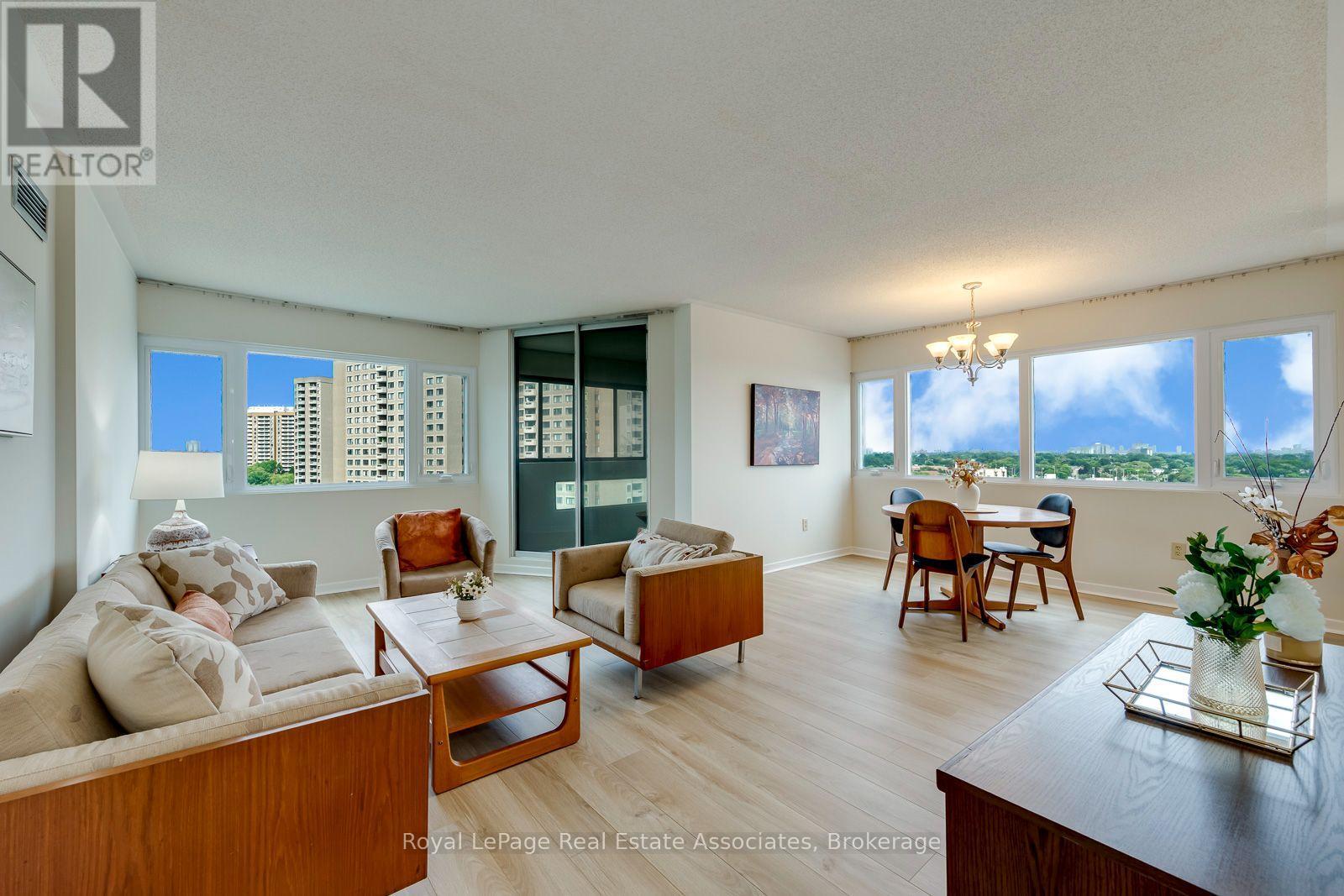1202 - 1580 MISSISSAUGA VALLEY BOULEVARD