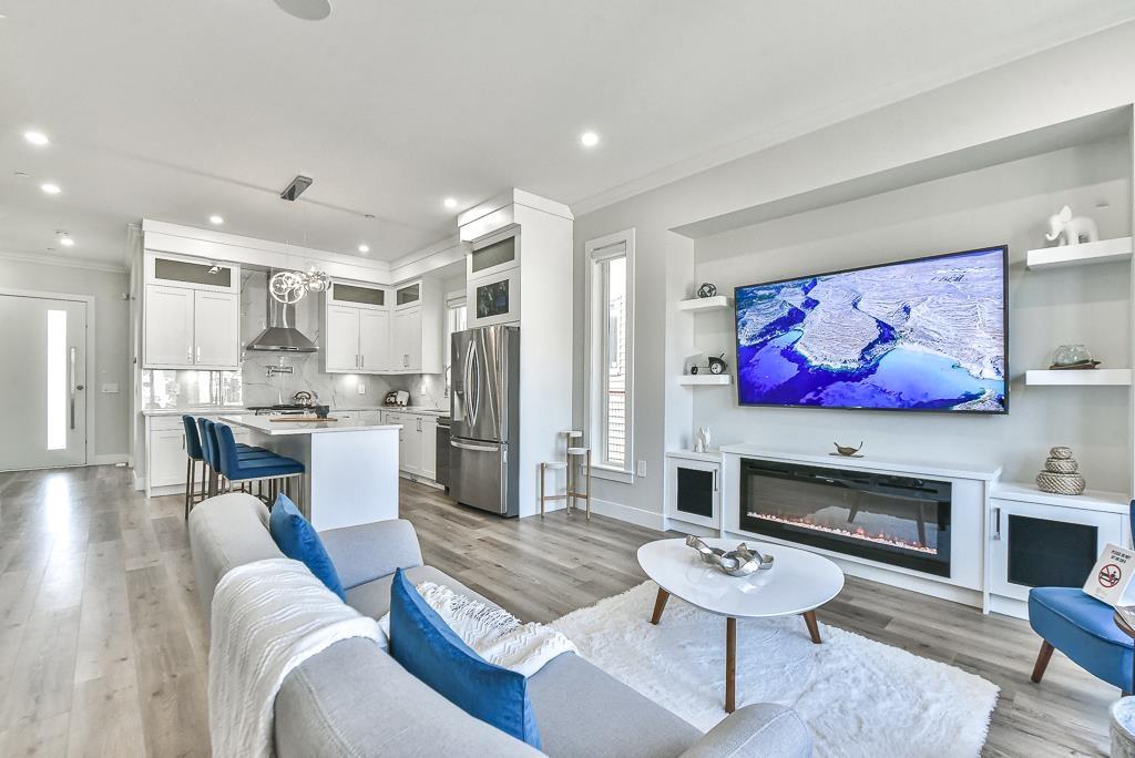 7422 196 Street: photo 4