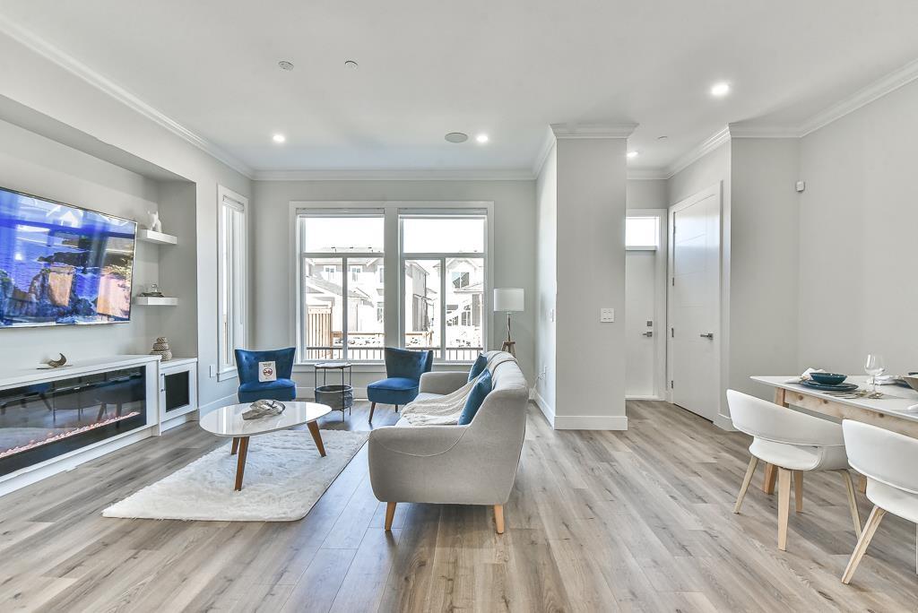 7422 196 Street: photo 8