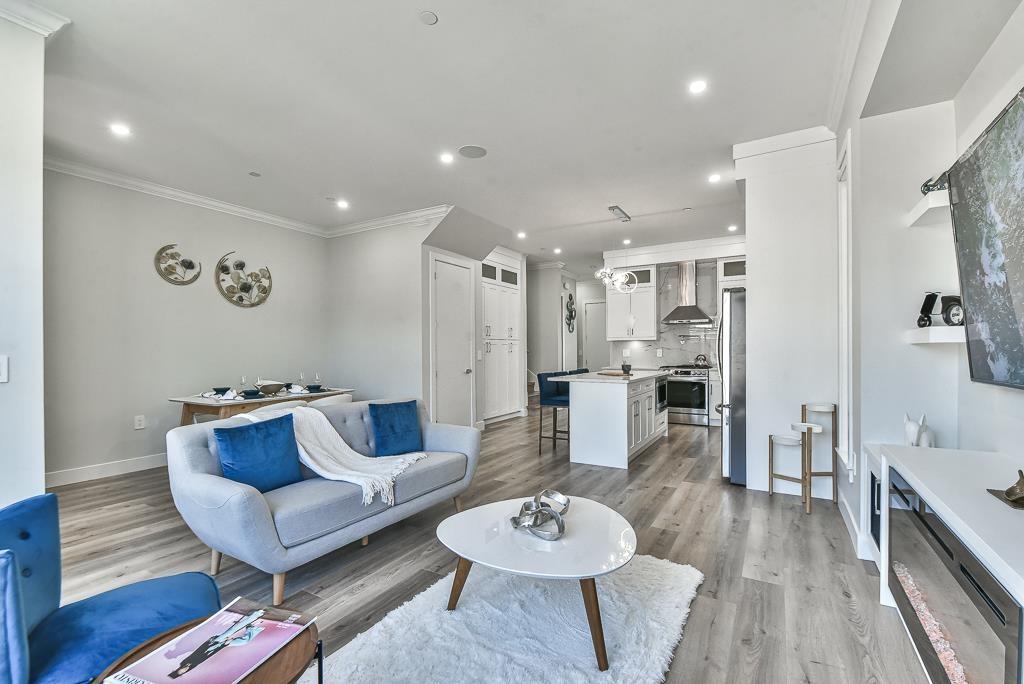 7422 196 Street: photo 6