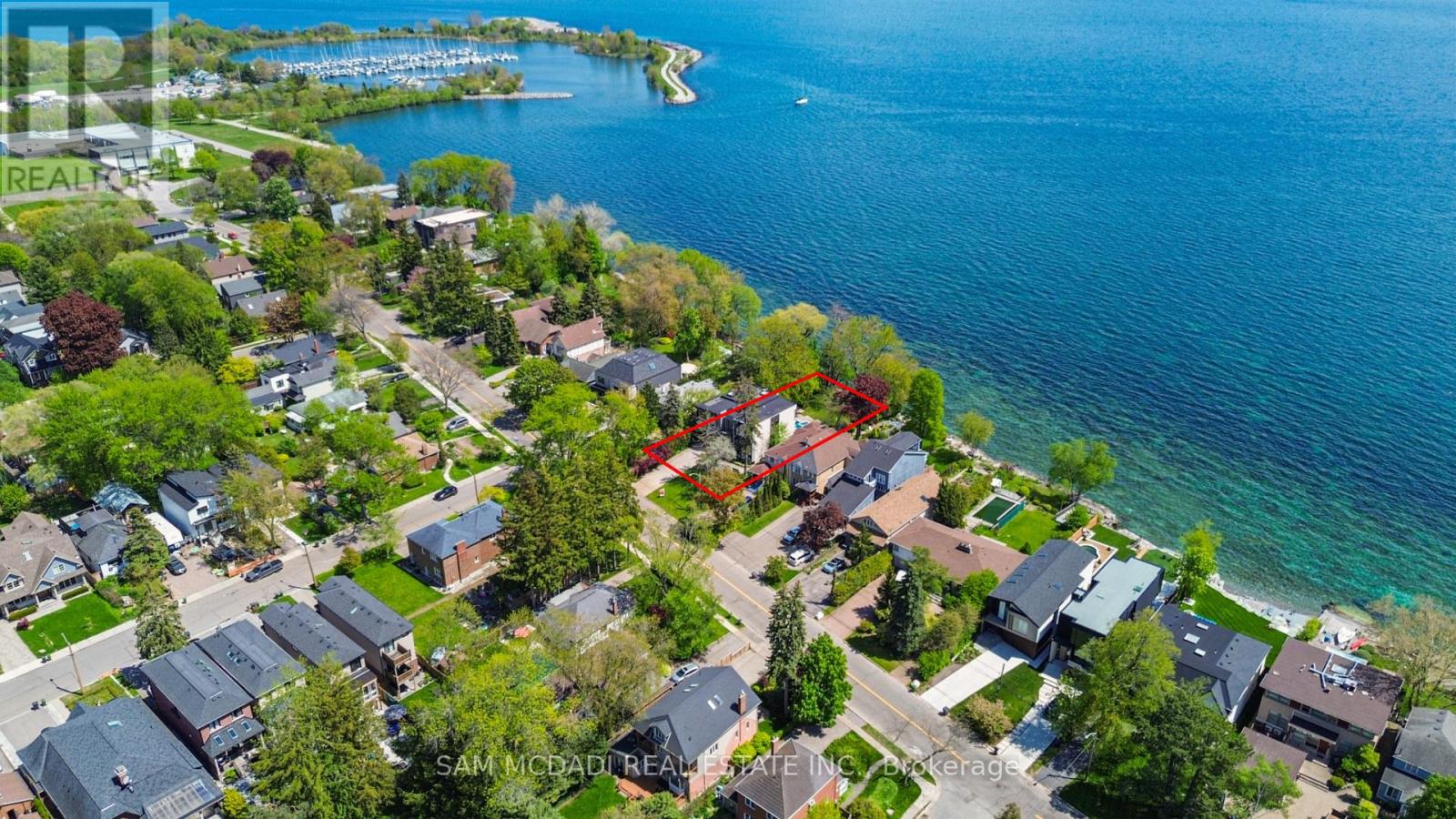 67 LAKE PROMENADE