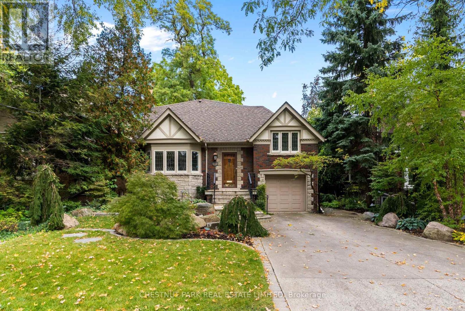160 CORTLEIGH BOULEVARD