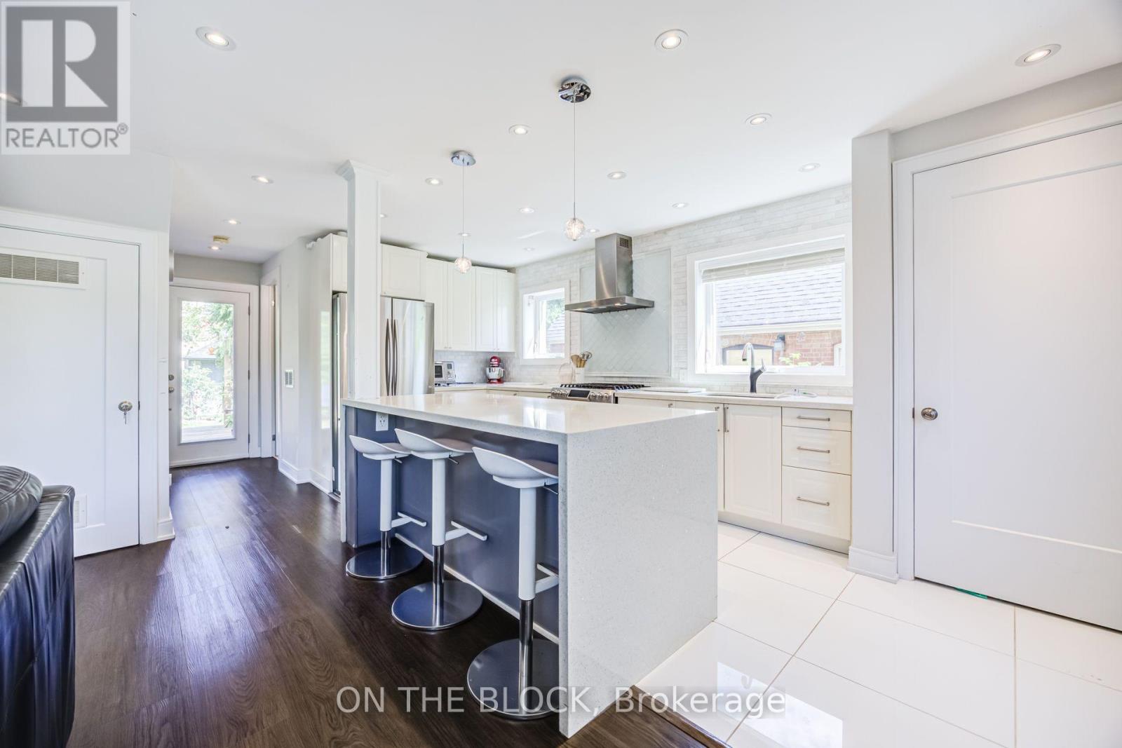 122 ALLENBY AVENUE