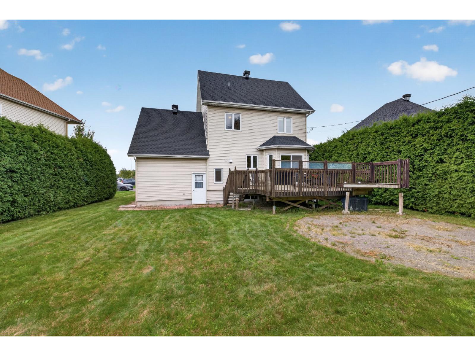 580 Rue Gaby-Desmarais — photo 3