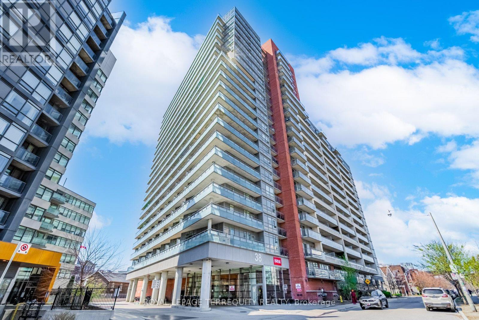 710 - 38 Joe Shuster Way