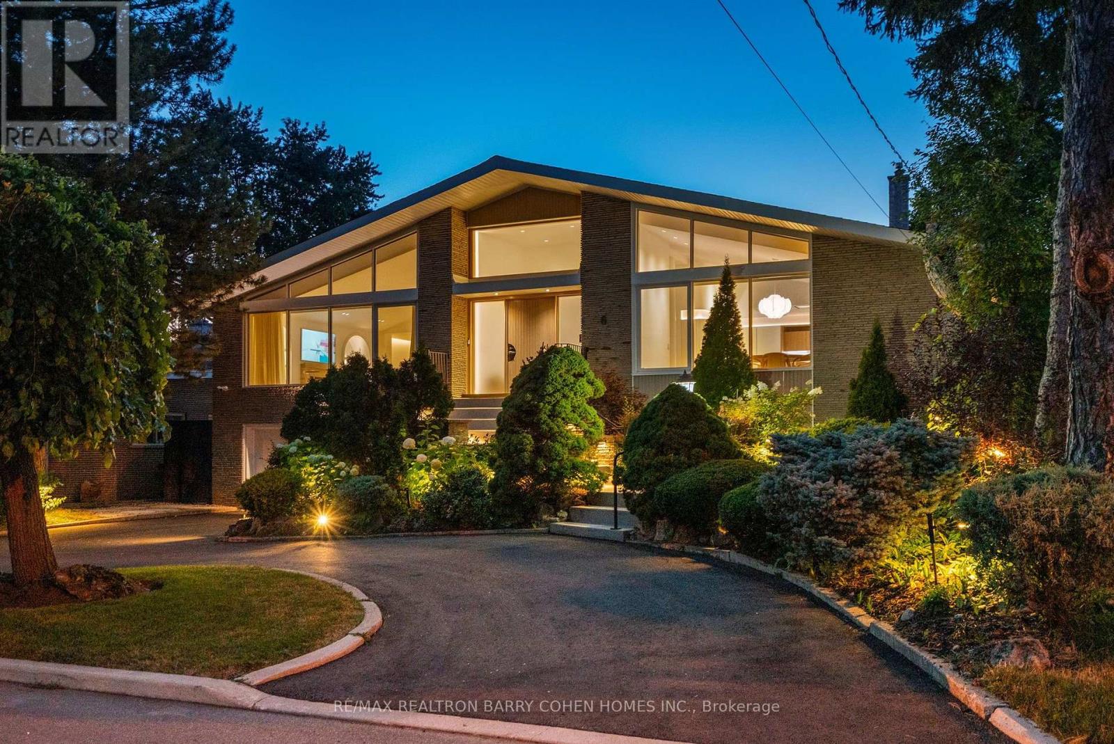 For sale: 6 DENMARK CRESCENT, Toronto (Westminster-Branson