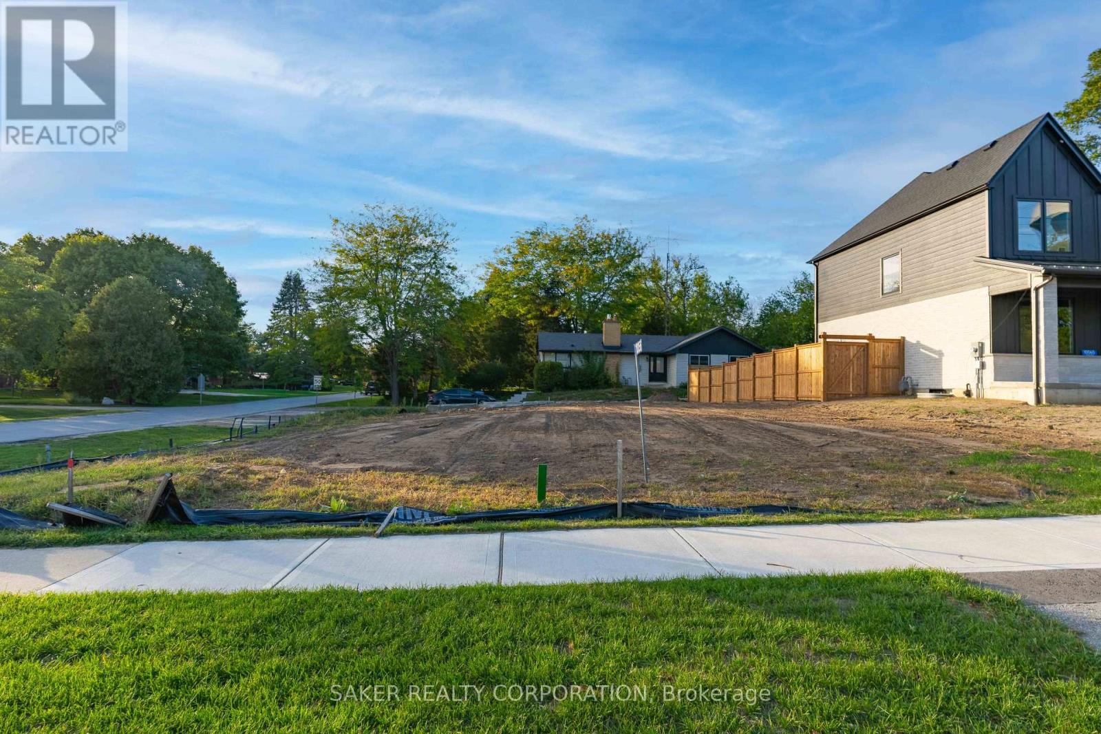 For sale: 10056 OXBOW DRIVE, Middlesex Centre (Komoka), Ontario