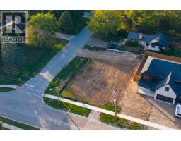 For sale: 10056 OXBOW DRIVE, Middlesex Centre (Komoka), Ontario