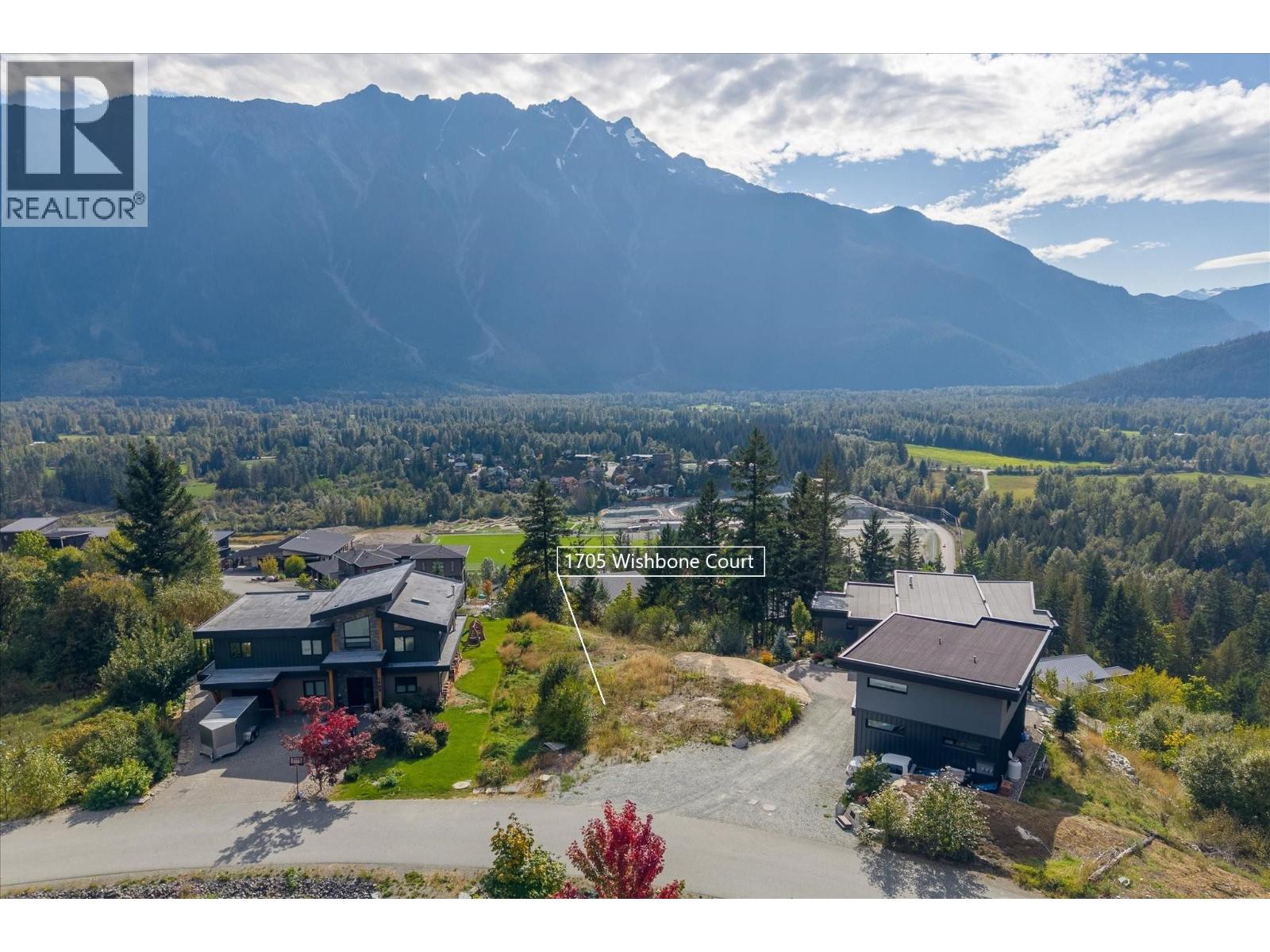 For sale: 1705 WISHBONE COURT, Pemberton, British Columbia V0N2L1 ...