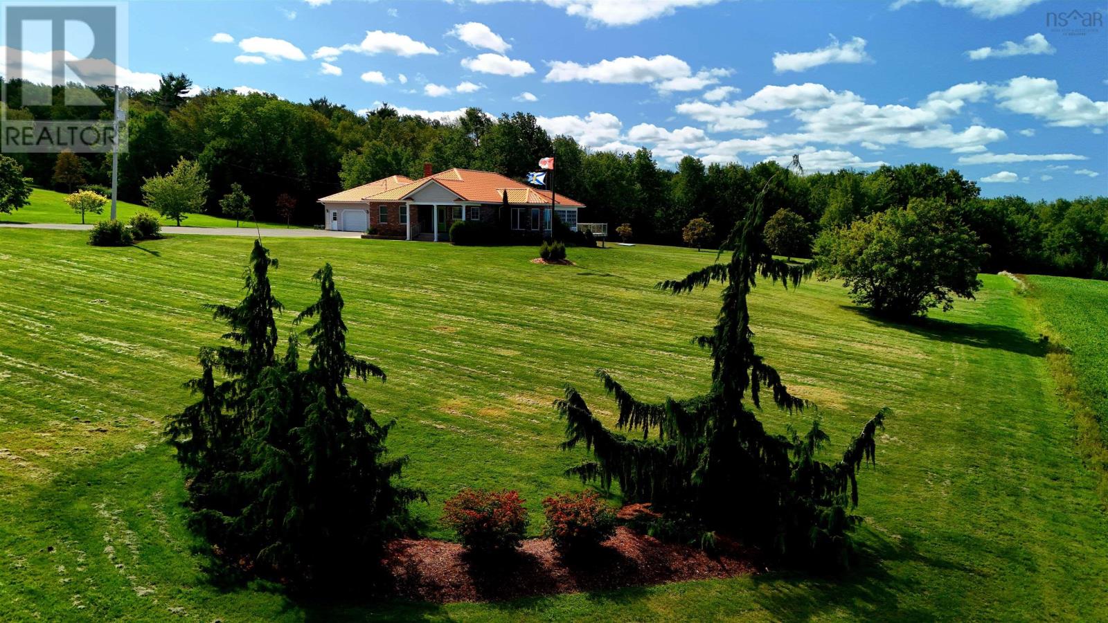 For sale: 1153 Lockhart Mountain Road, Coldbrook, Nova Scotia B4R1C1 ...