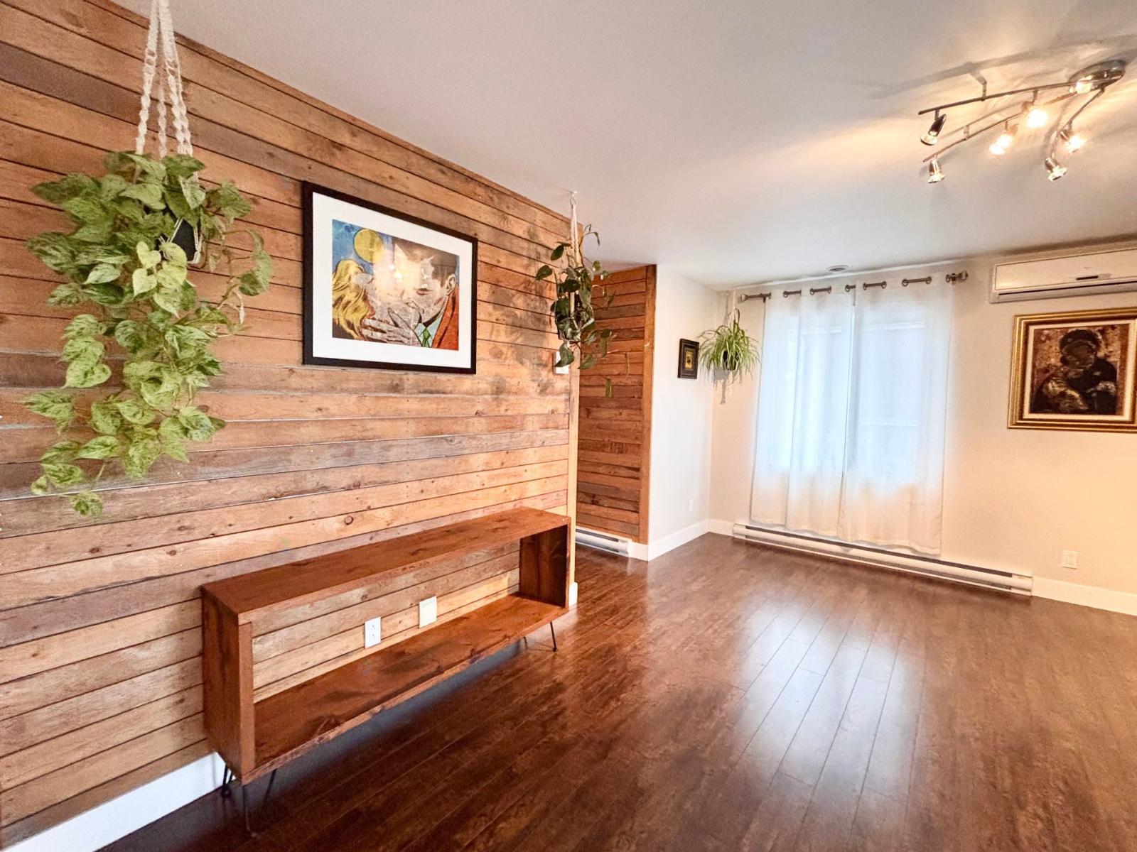 For sale: 258 Av. Pie-X, #2, Victoriaville, Quebec G6R0Z3