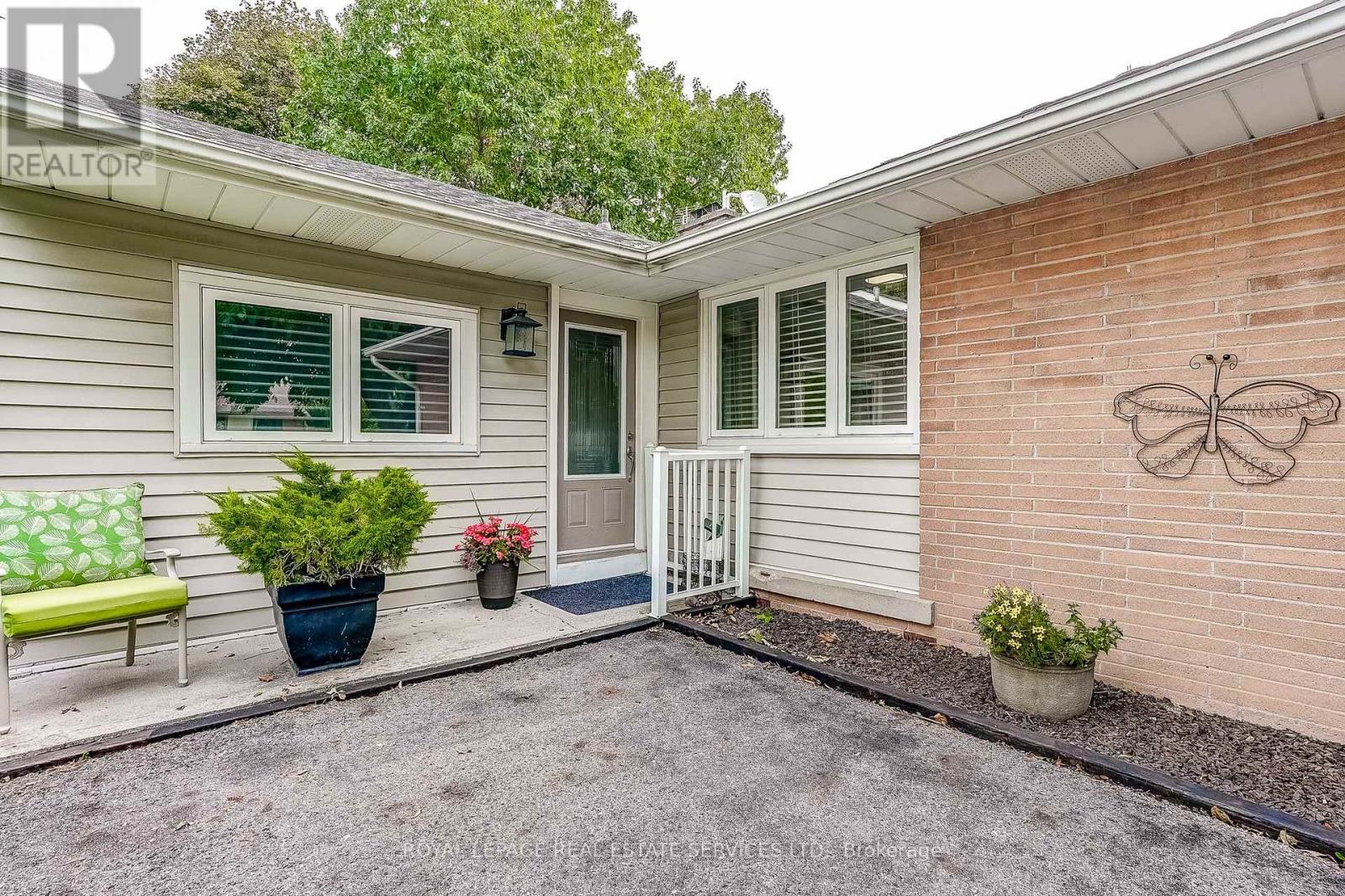 For sale: 27 SORA DRIVE, Mississauga (Streetsville), Ontario