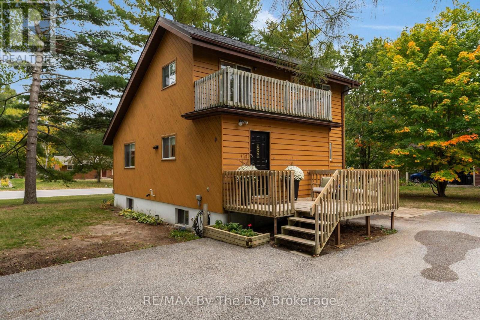 For sale: 9 ISLANDVIEW CRESCENT, Wasaga Beach, Ontario L9Z2V6 ...