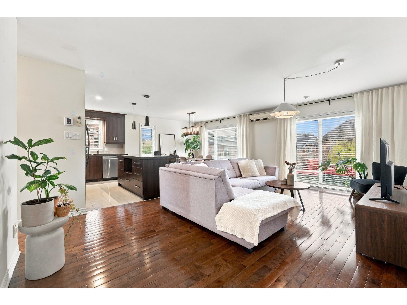2199 Rue Marie-Anne-Legras — photo 3