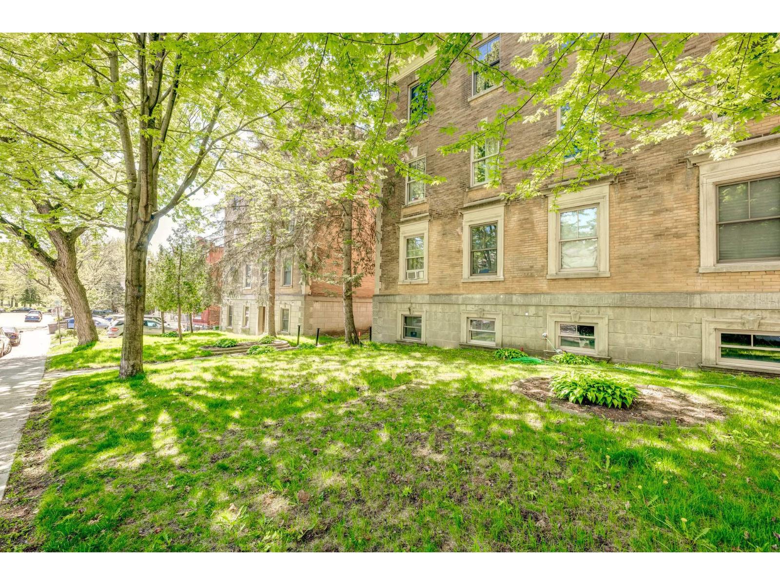 438-440 Av. Mount-Stephen — photo 3