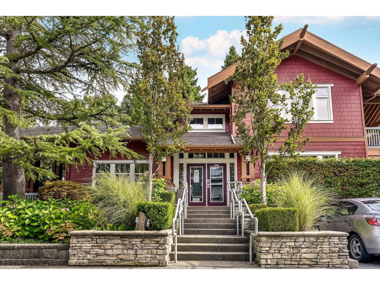 For rent: 15168 36 AVENUE, Surrey, British Columbia V3S0Z6