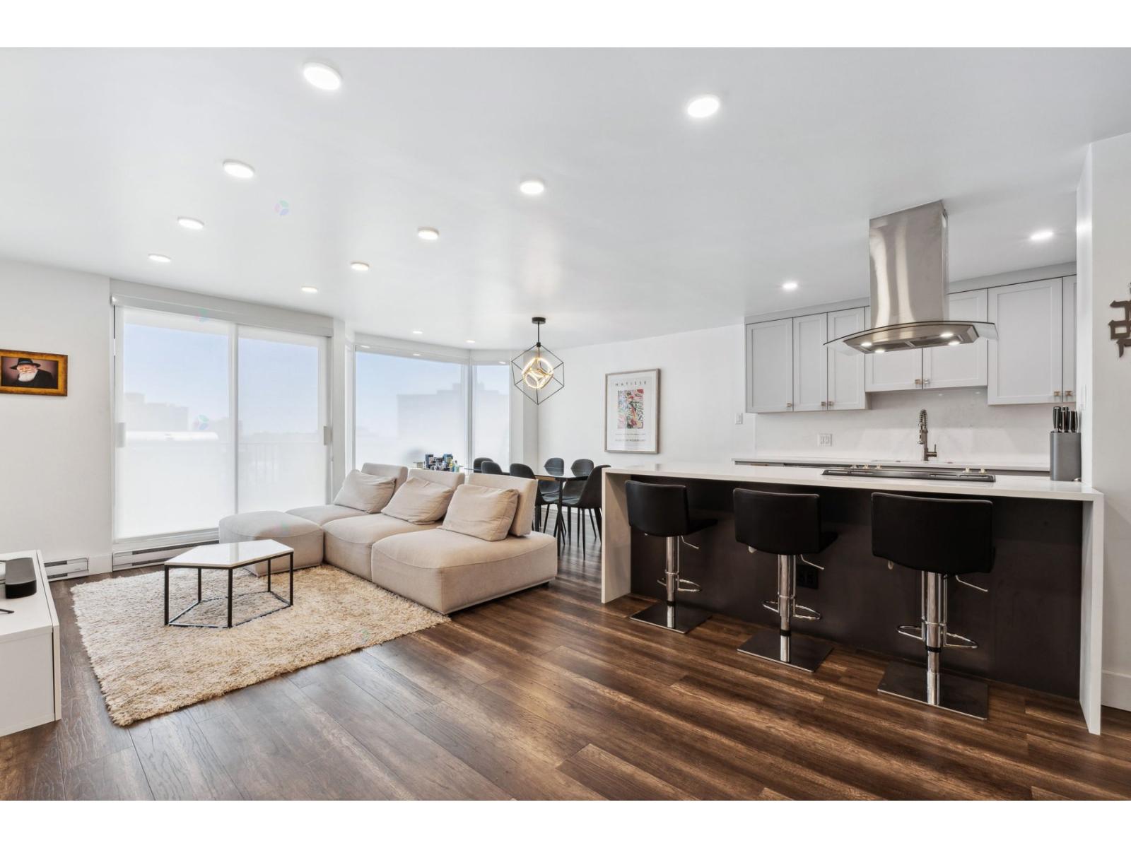 5900 Av. Armstrong, #801 — photo 2