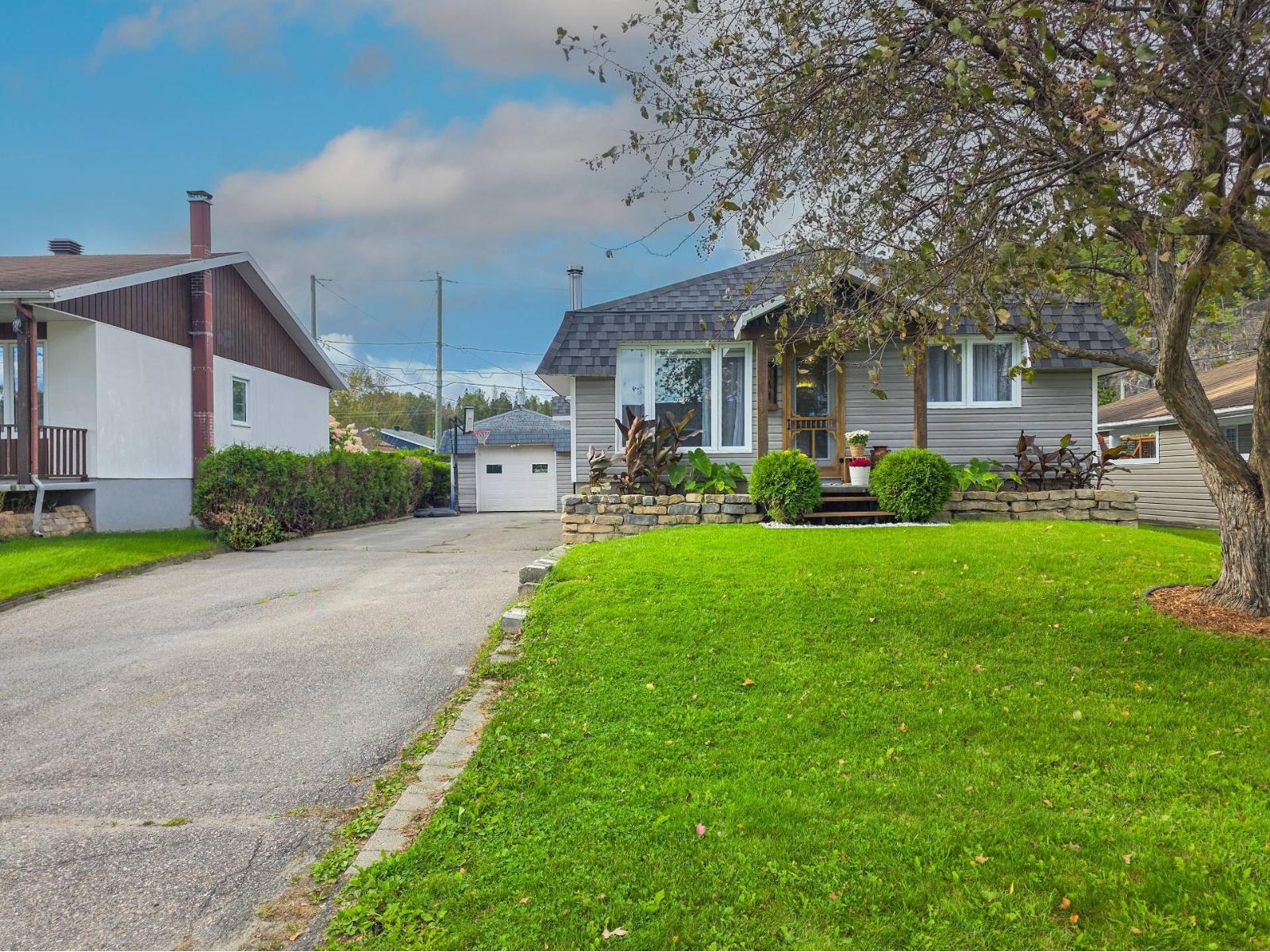 À vendre : 188 Rue Justine, Saguenay (Canton Tremblay), Québec G7H5A8 ...
