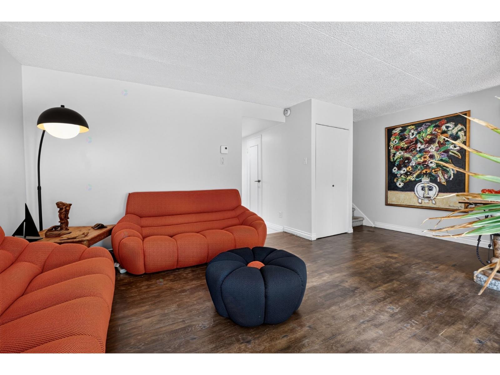 7079 Av. Giraud — photo 2