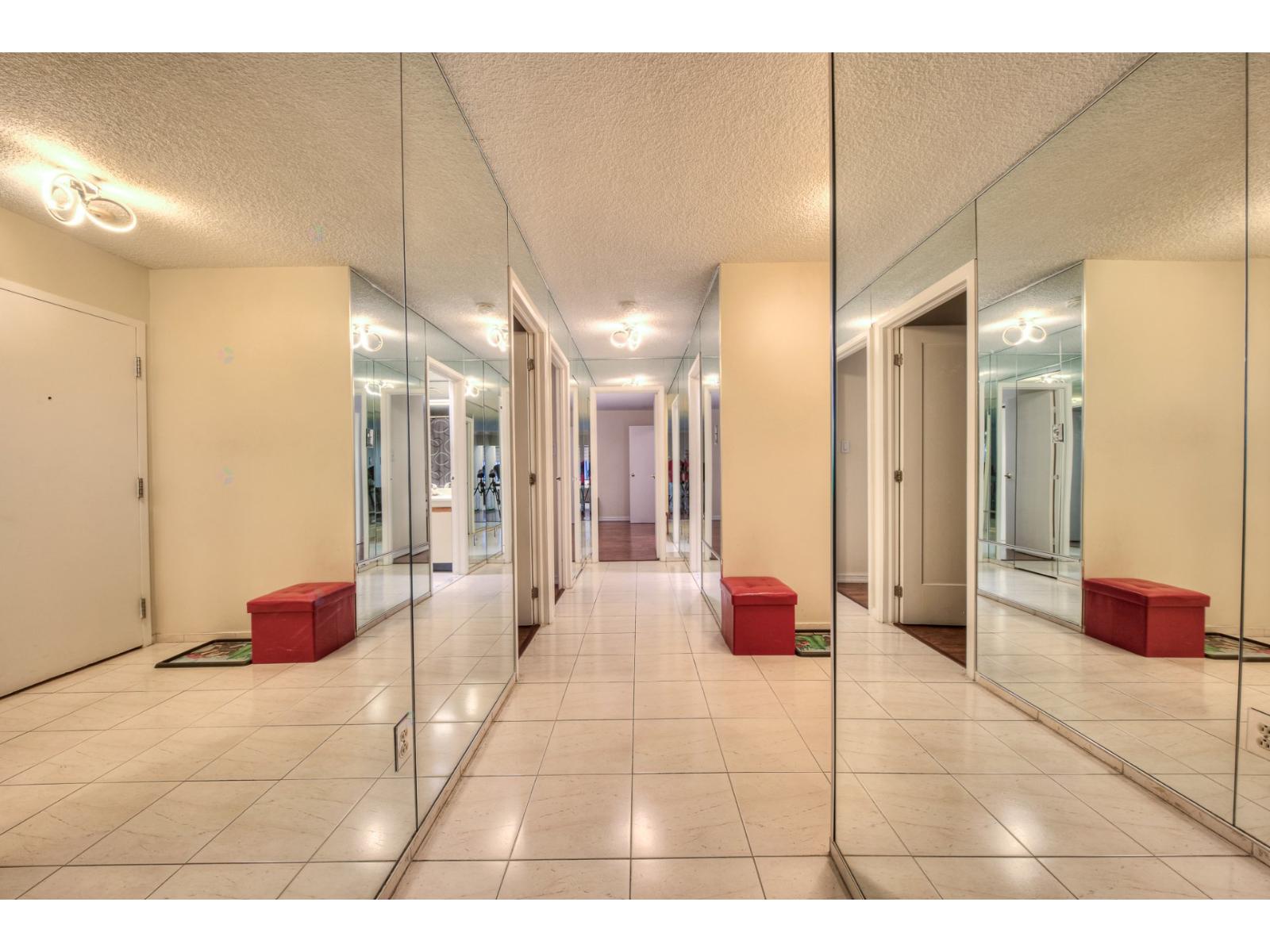 750 Place Fortier, #706 — photo 3