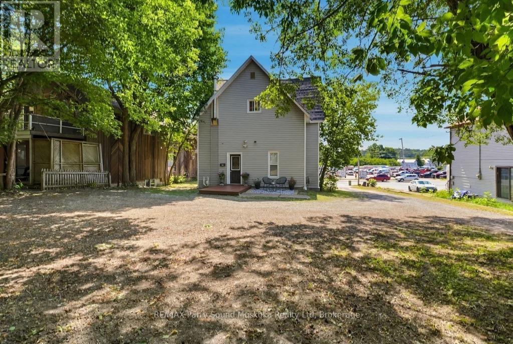 18 William Street, Parry Sound