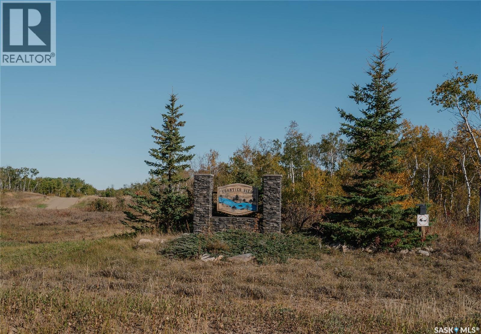 2 WHITETAIL TRAIL