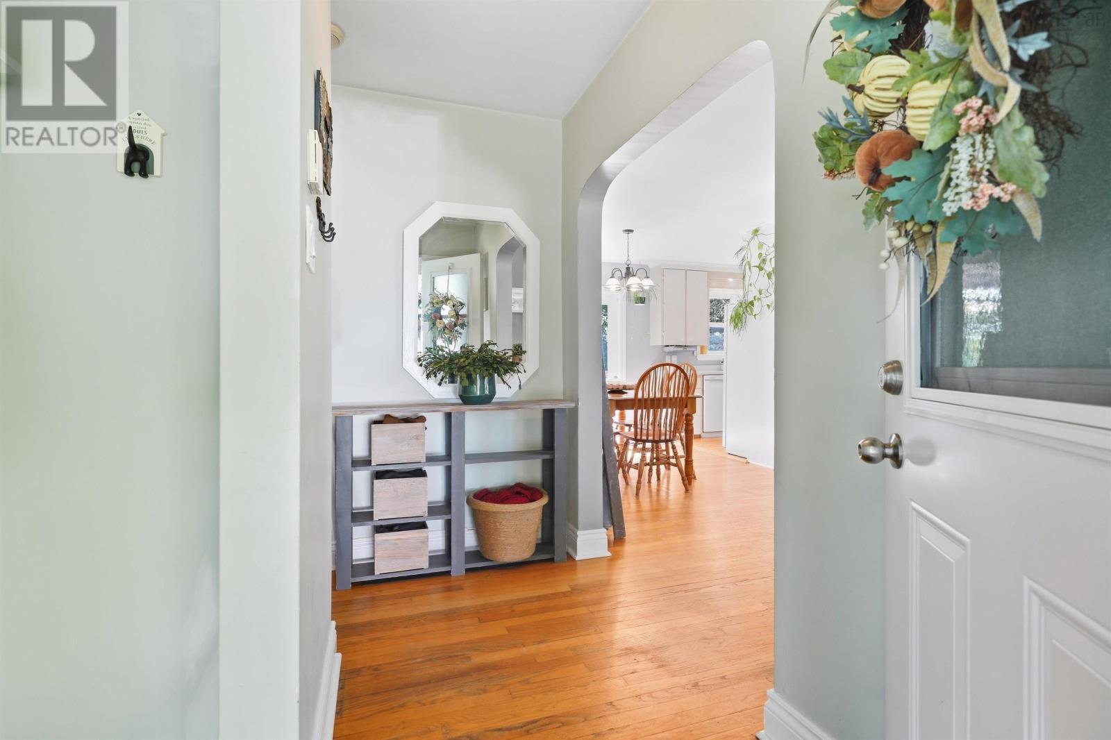 13 Elizabeth Street, Dartmouth, Nova Scotia B2W2T4 | REALTOR.ca