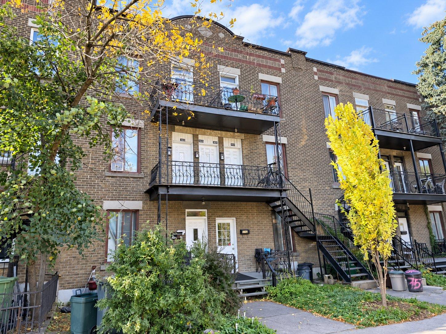 7540-7550 Av. Querbes — photo 1