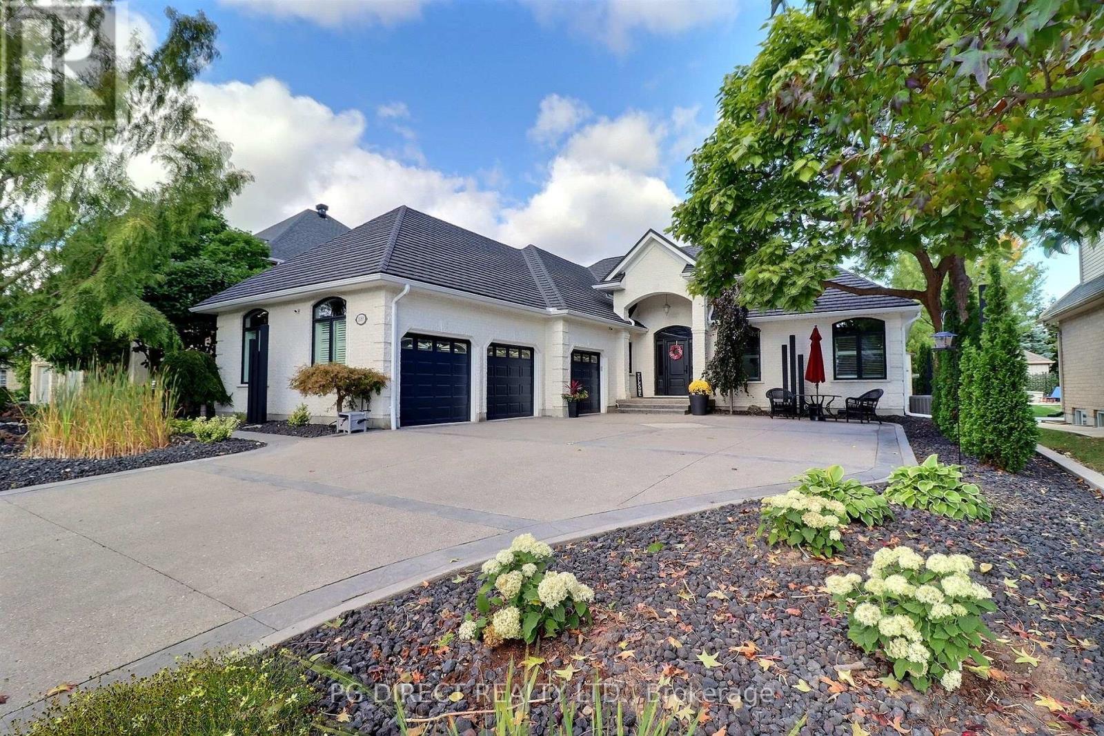 For sale: 2083 FAIRCLOTH ROAD, London North (North R), Ontario N6G5J3 ...