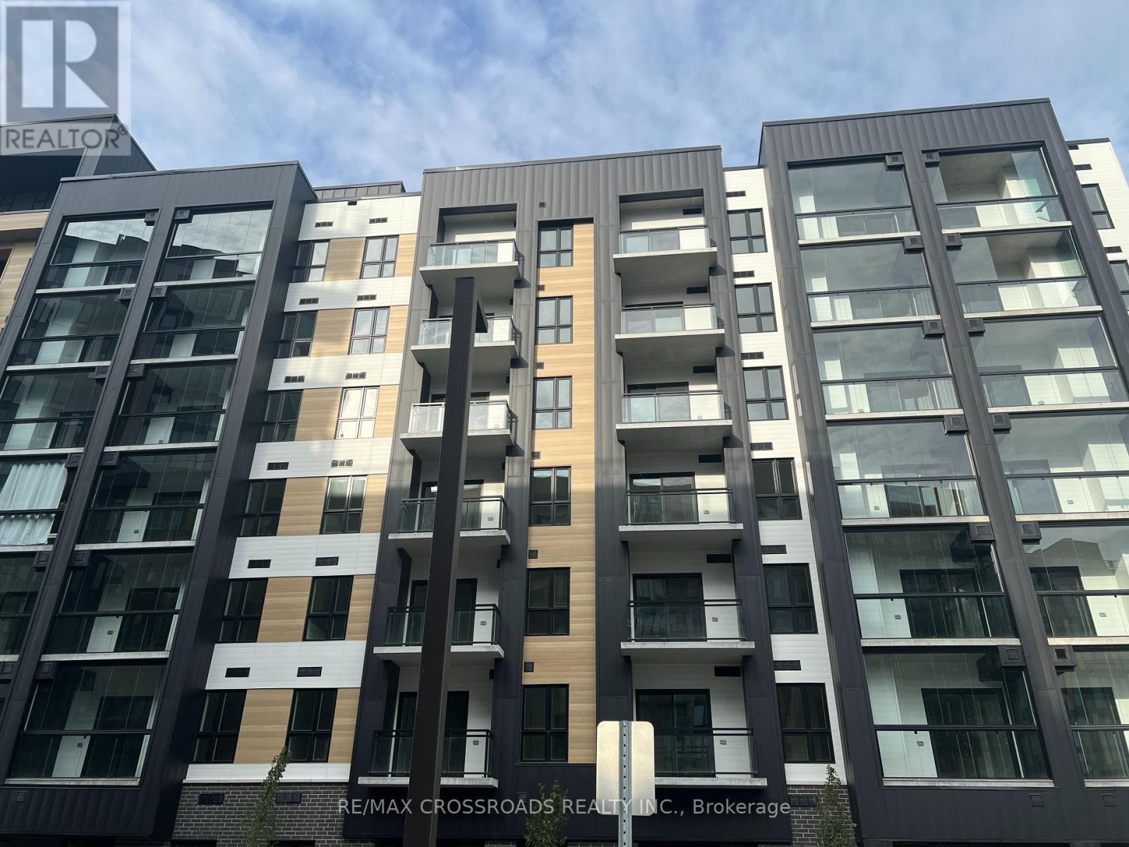 For rent: 618 - 3008 WILLIAM CUTMORE BOULEVARD, Oakville (JM Joshua ...