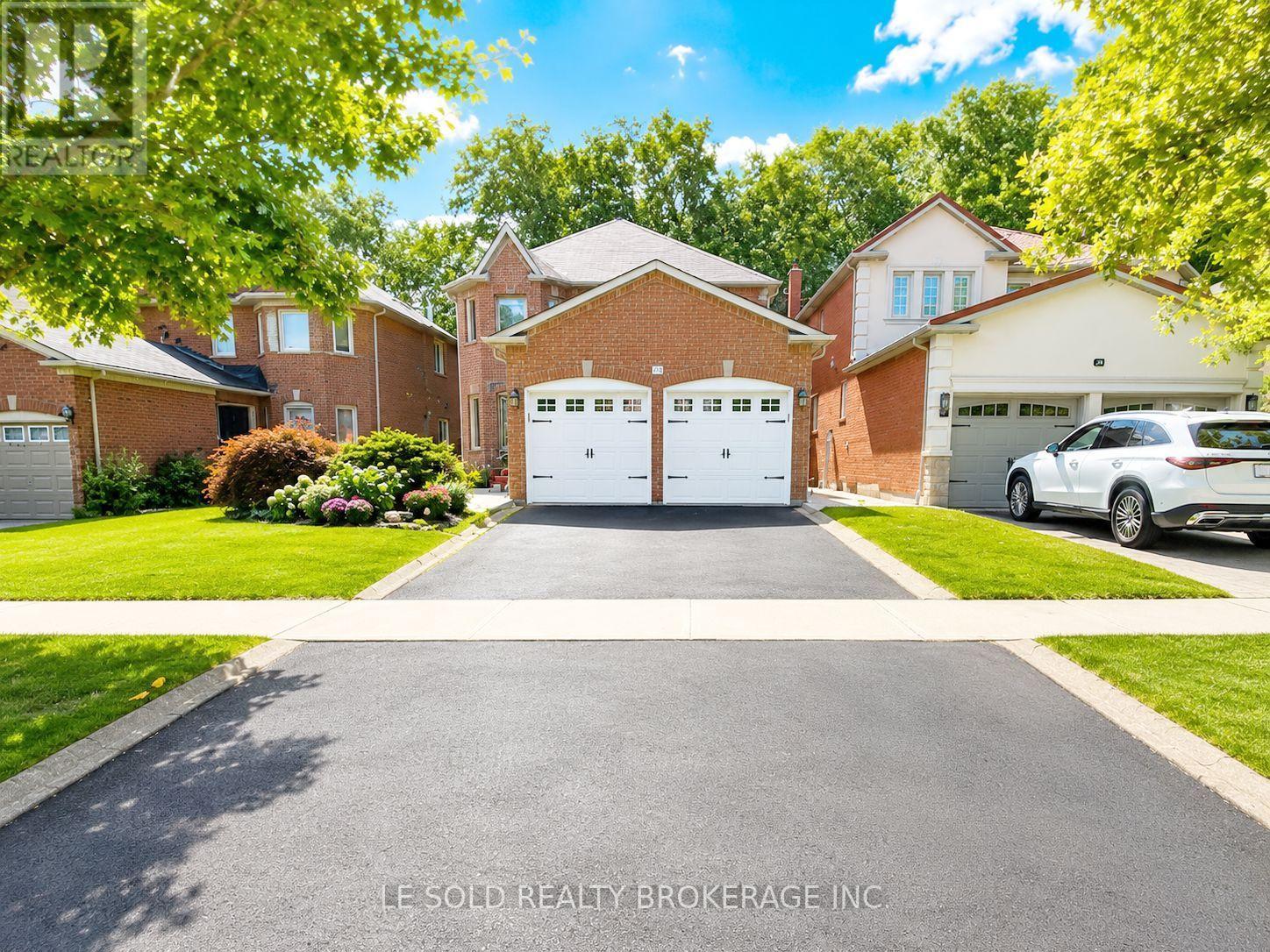 For rent: 76 LARRATT LANE, Richmond Hill (Westbrook), Ontario L4C0E2 ...