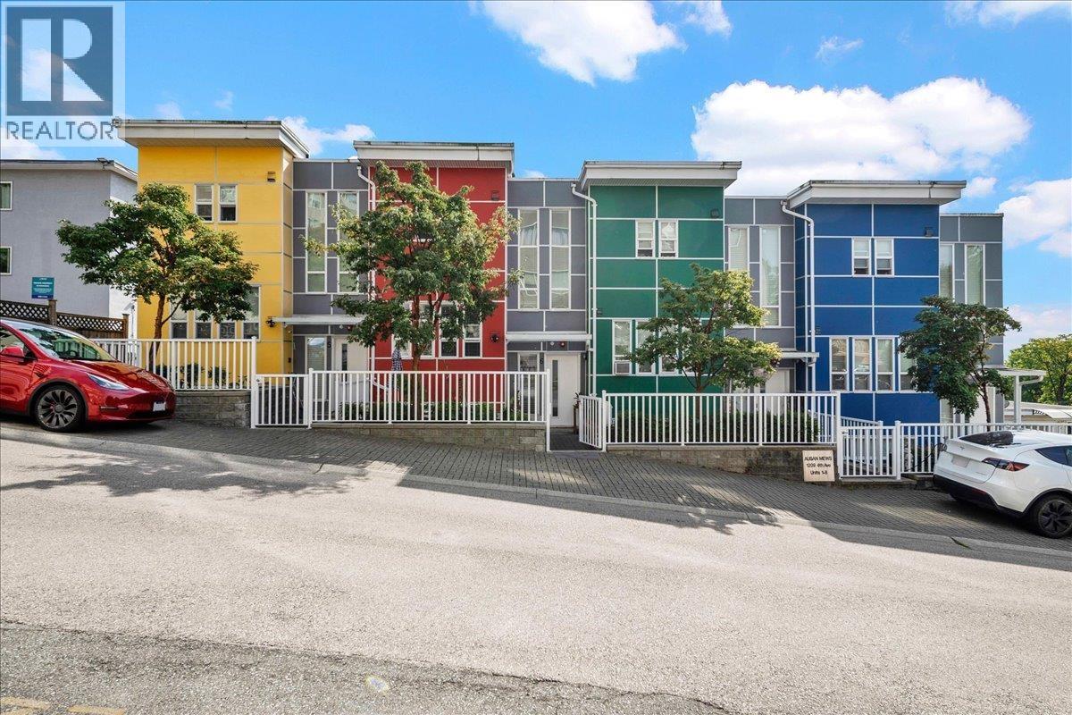 For sale: 6 1209 FOURTH AVENUE, New Westminster, British Columbia ...