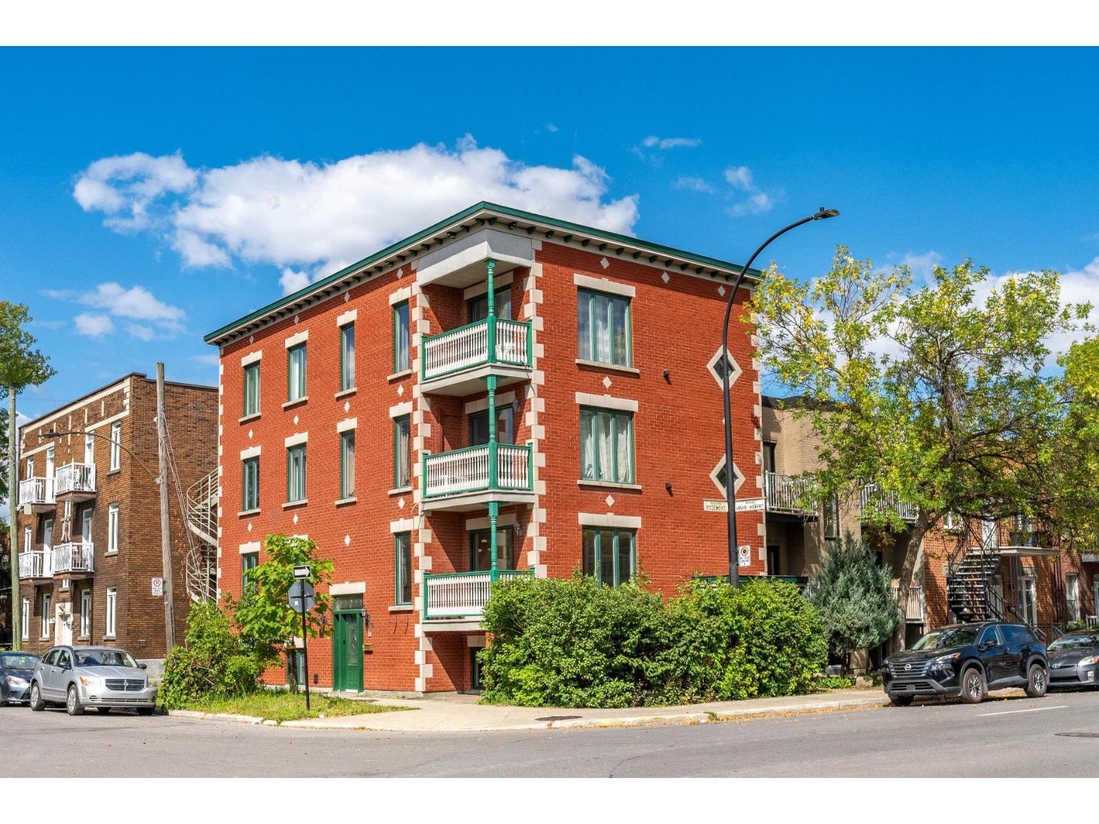 For sale: 2445 Boul. Rosemont, #1, Montréal (Rosemont/La Petite-Patrie ...