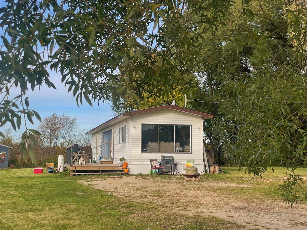 For sale: 5166 44 Highway, Seddons Corner, Manitoba R0E0C0 - 202625059 ...