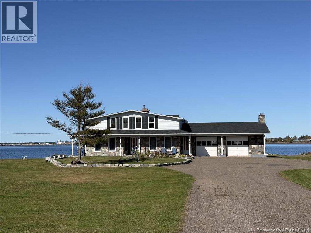 For sale: 4595 Route 113, Haut-Lamèque, New Brunswick E8T3L5 - NB149813 ...