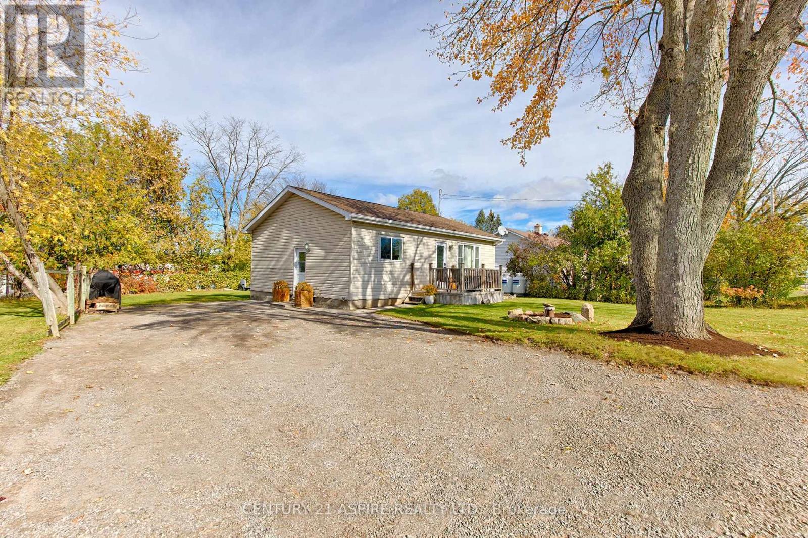 À vendre : 106 FOREST LEA ROAD, Laurentian Valley, Ontario K8A7B8 ...
