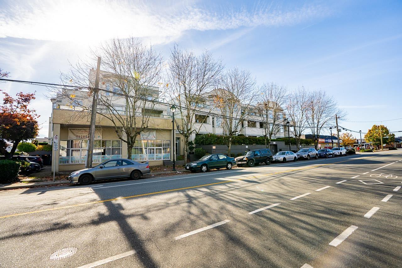 user_abb42bd5ページ For sale: 213 20680 56 AVENUE, Langley, British Columbia V3A3Z1