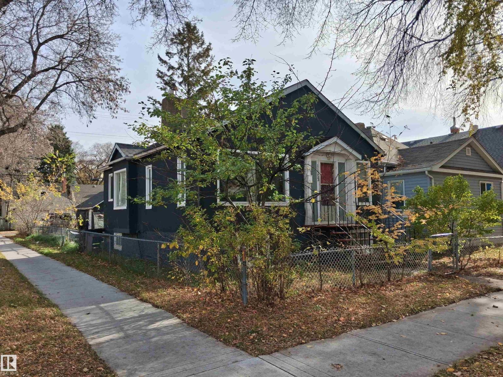 11253 91 ST NW NW