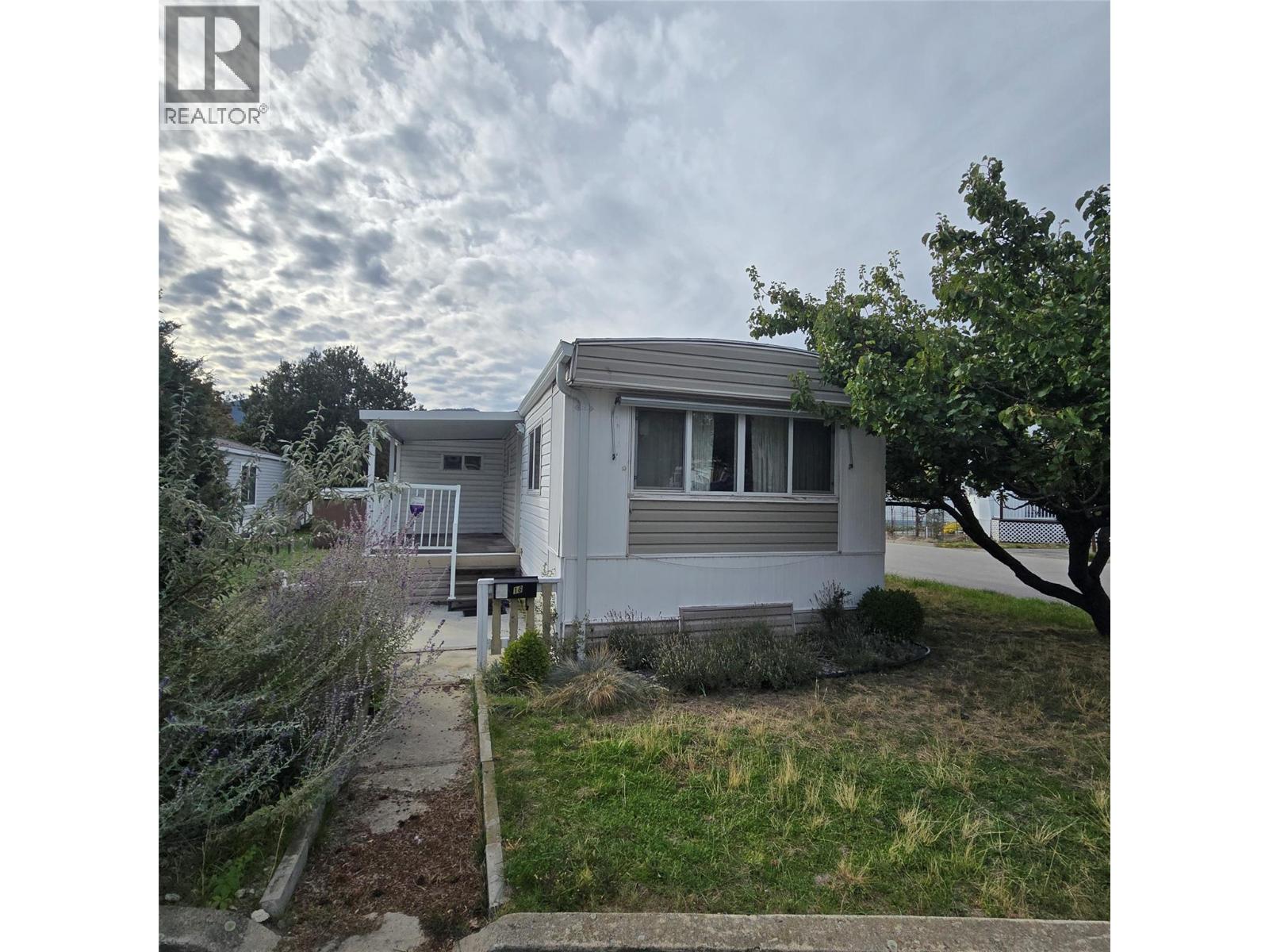 197 Dauphin Avenue Unit# 16
