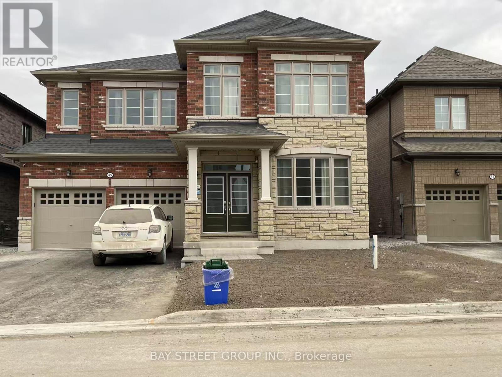 ROOM 2 - 49 BUD LEGGETT CRES CRESCENT