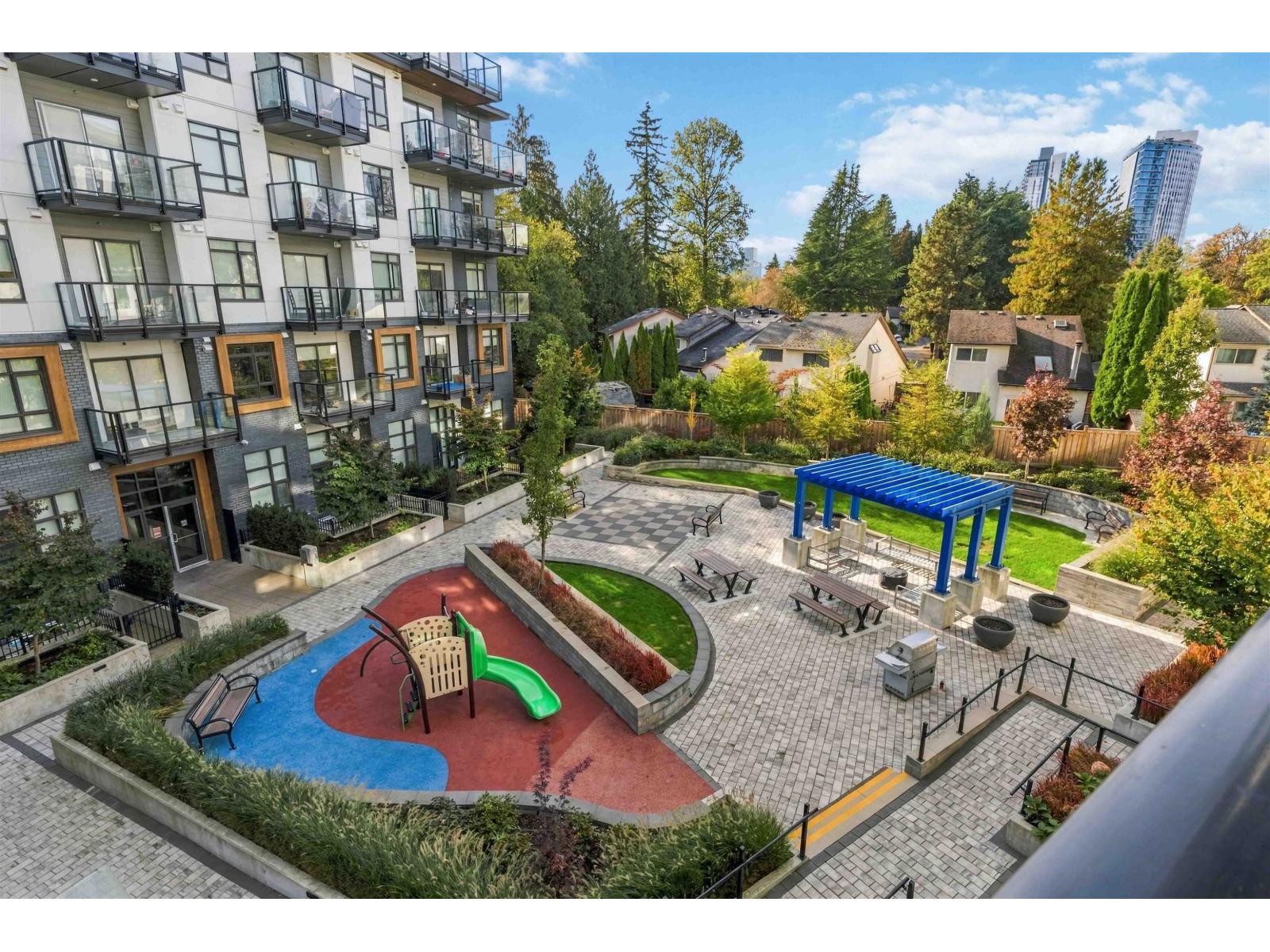 For sale: 321 13968 LAUREL DRIVE, Surrey, British Columbia V3T0S9 ...