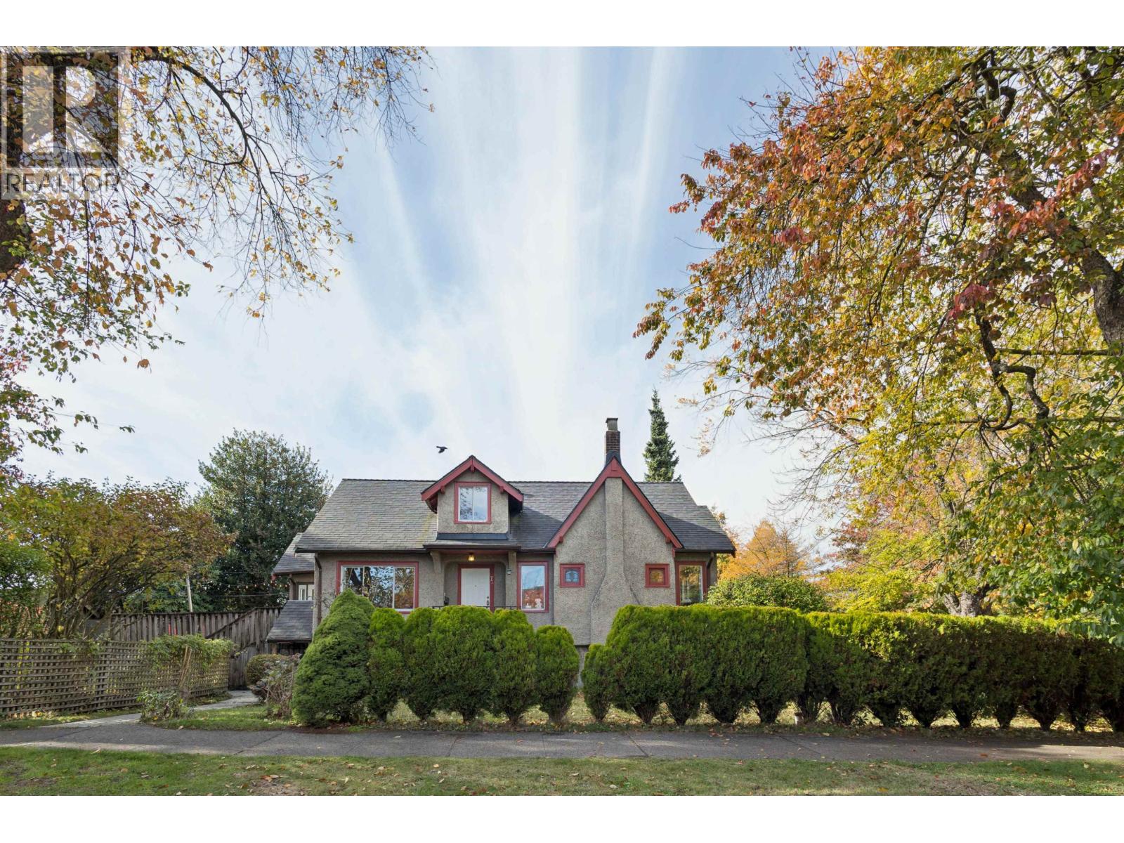 For sale: 75 N SLOCAN STREET, Vancouver, British Columbia V5K3M1 ...
