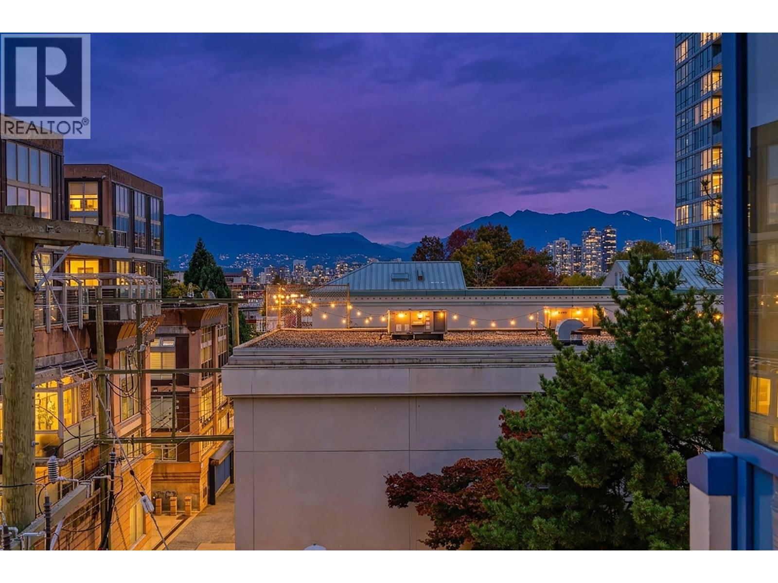 For sale: 401 1510 W 6TH AVENUE, Vancouver, British Columbia V6J1R2 ...